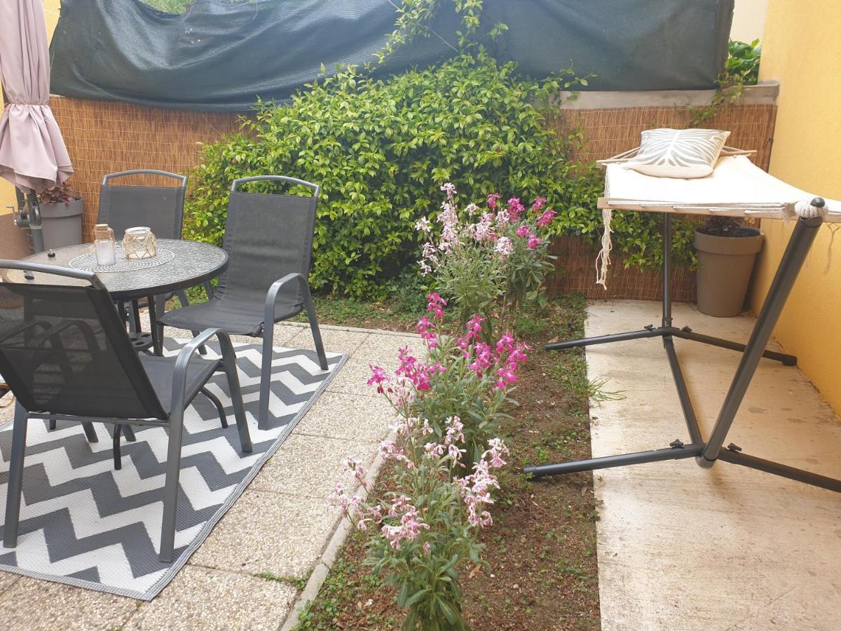 Moet With Garden Apartment Pula Ngoại thất bức ảnh